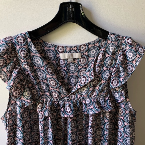 Sleeveless LOFT Patterned Blouse - Picture 3 of 4